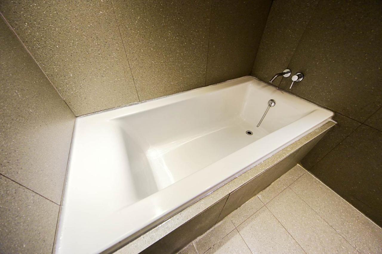 Hotel Myeongjak Cshuncshon Kültér fotó