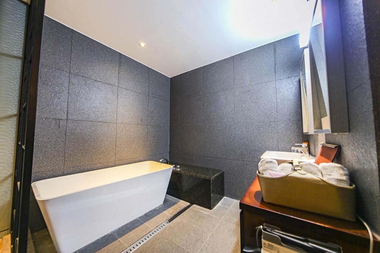 Hotel Myeongjak Cshuncshon Kültér fotó