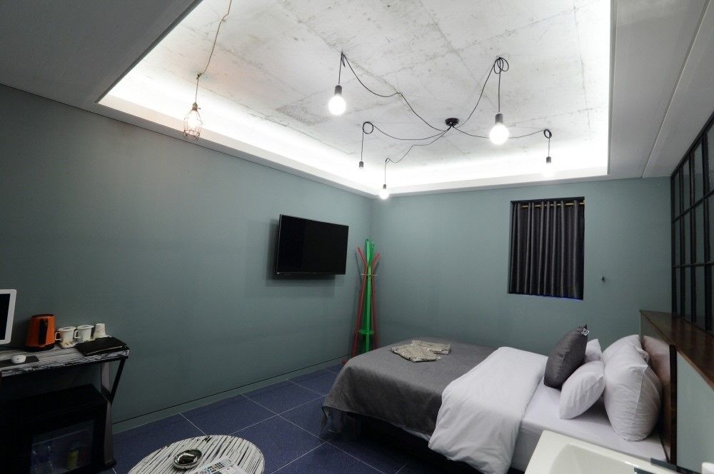 Hotel Myeongjak Cshuncshon Kültér fotó